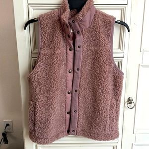 Madewell pink Sherpa vest, nwt